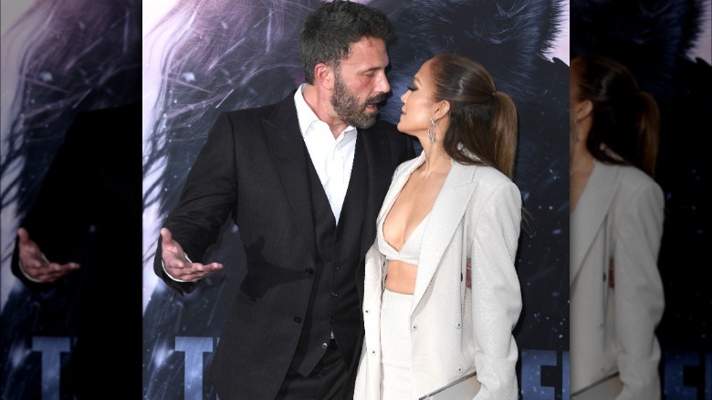 Ben Affleck and Jennifer Lopez on set of red carpet