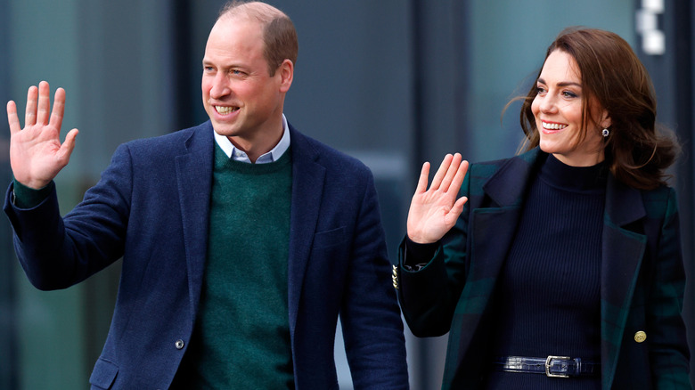 Prince William and Kate Middleton waving