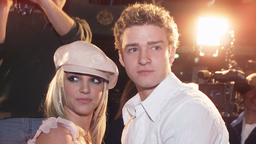 Britney Spears and Justin Timberlake pose for the cameras