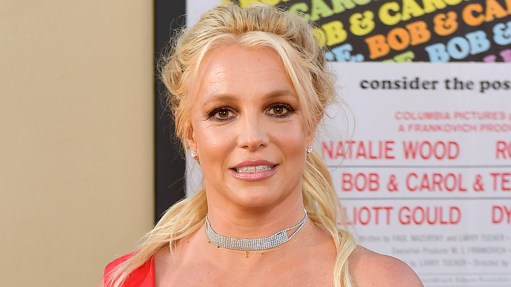 Britney Spears looking anxious 