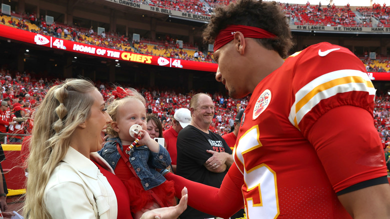 Patrick Mahomes and his family at a game