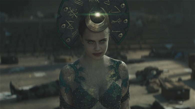 Cara Delevingne in Suicide Squad, looking up