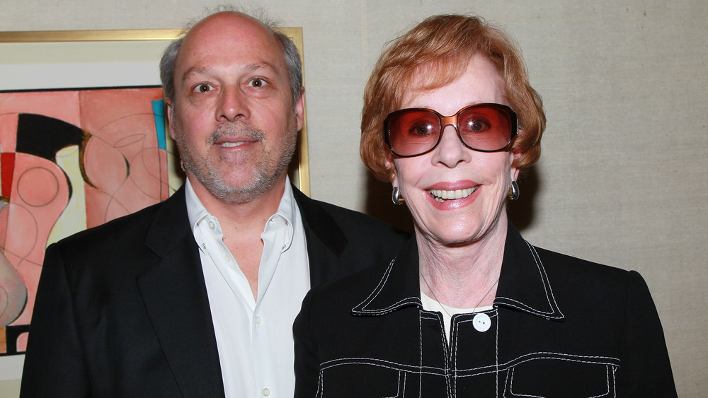 Carol Burnett and husband Brian Miller posing for the camera in 2010