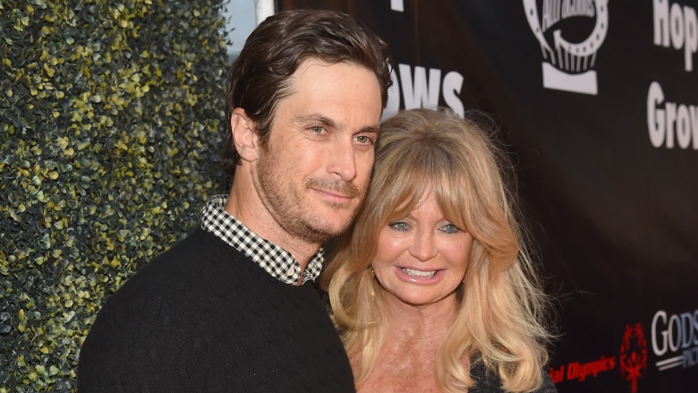 Oliver Hudson and Goldie Hawn smiling