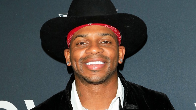 Jimmie Allen grinning