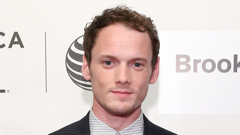 Anton Yelchin at an event