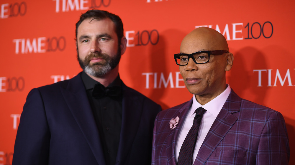 George LeBar and RuPaul posing together