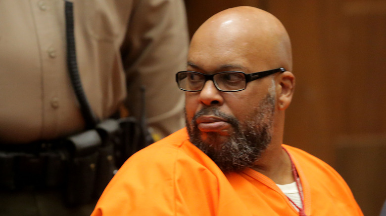 Suge Knight looking to the side