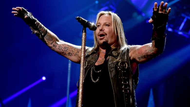 Vince Neil singing