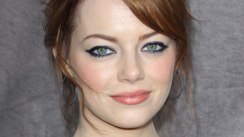 Emma Stone in dark eye makeup