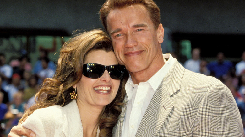 Arnold Schwarzenegger and Maria Shriver hugging