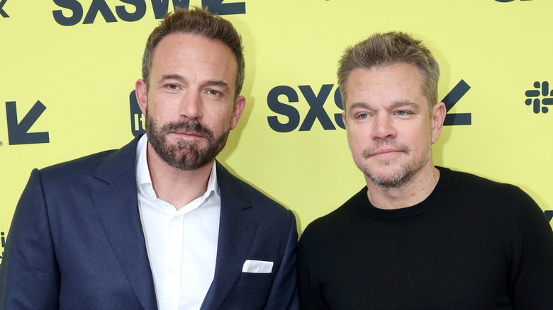  Ben Affleck in and Matt Damon pose together 