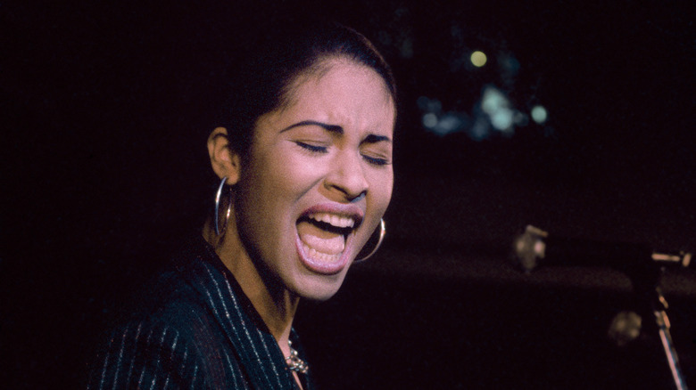 Selena Quintanilla-Pérez performing in 1995