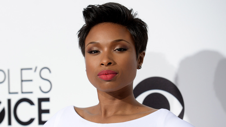 Jennifer Hudson posing