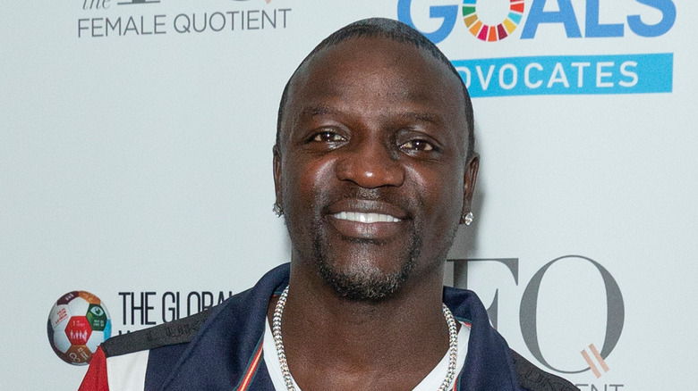 Akon smiling 