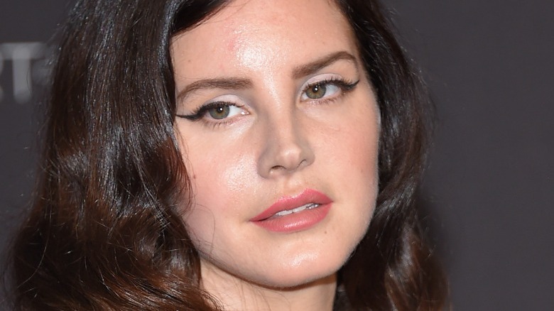 Lana Del Rey close up