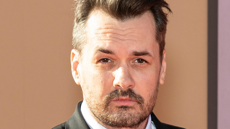 Jim Jefferies posing on red carpet