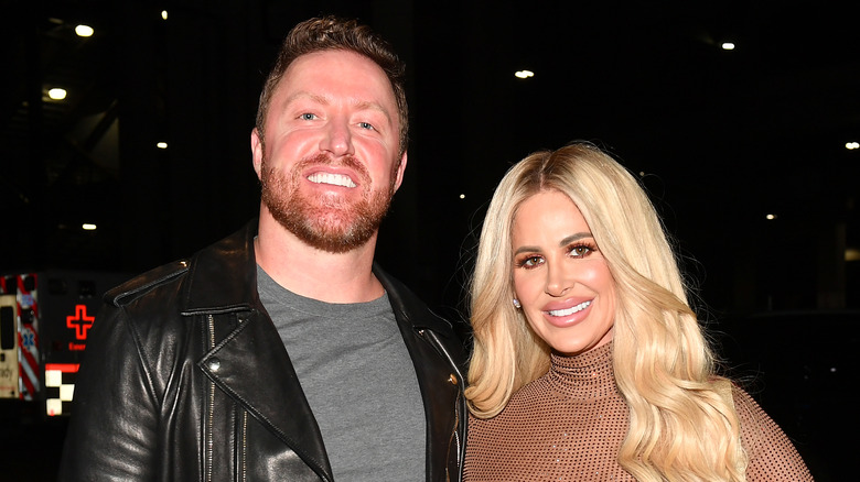 Kim Zolciak and Kroy Biermann pose together