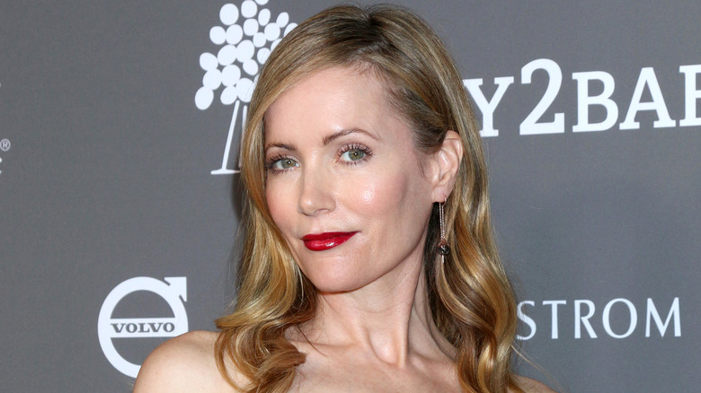 Leslie Mann, smiling