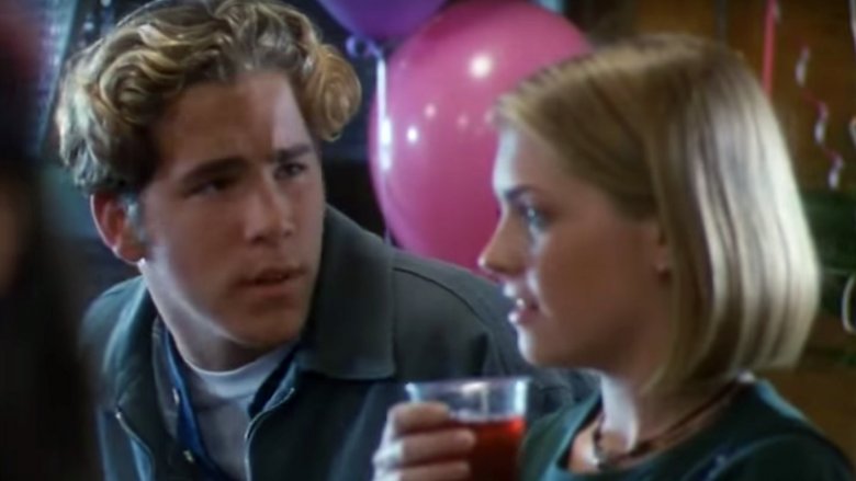 Ryan Reynolds and Melissa Joan Hart in the "Sabrina the Teenage Witch" TV movie