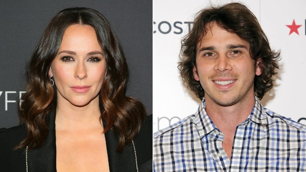 Jennifer Love Hewitt smirking (left), Ben Flajnik smiling (right)