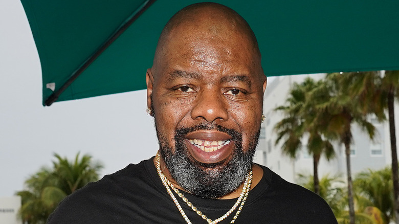 Biz Markie smiling 