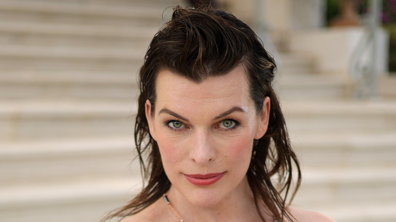 Milla Jovovich posing