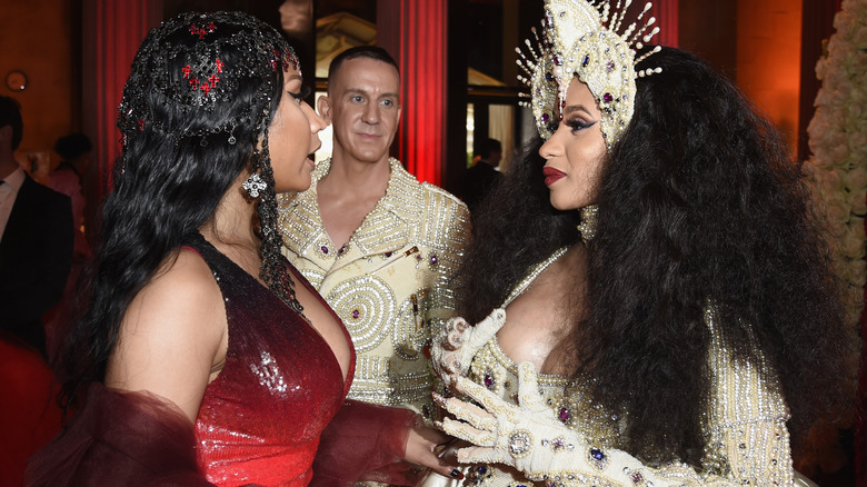 Cardi B and Nicki Minaj talking