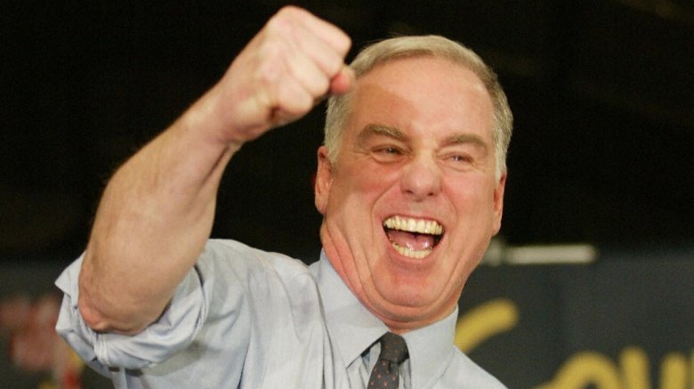 Howard Dean pumping fist