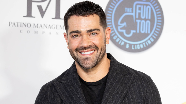 Jesse Metcalfe smiling