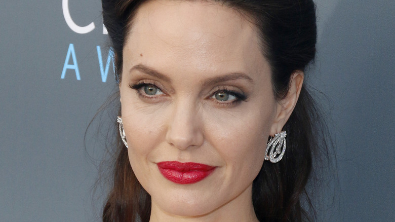 Angelina Jolie wearing red lipstick 