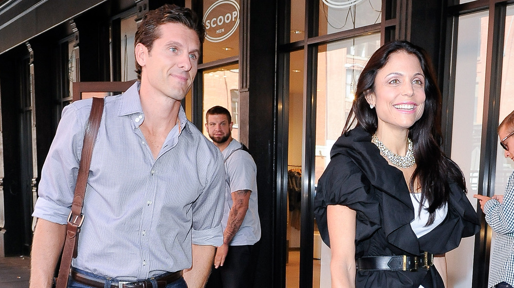 Jason Hoppy and Bethenny Frankel walking together