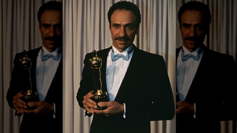 F. Murray Abraham holding his Oscar for Best Actor