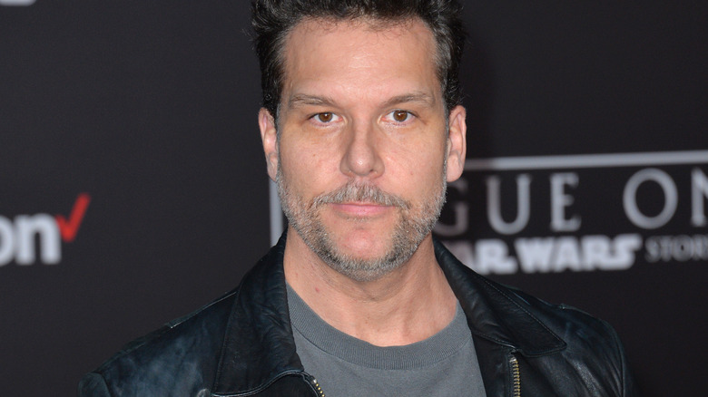 Dane Cook posing red carpet