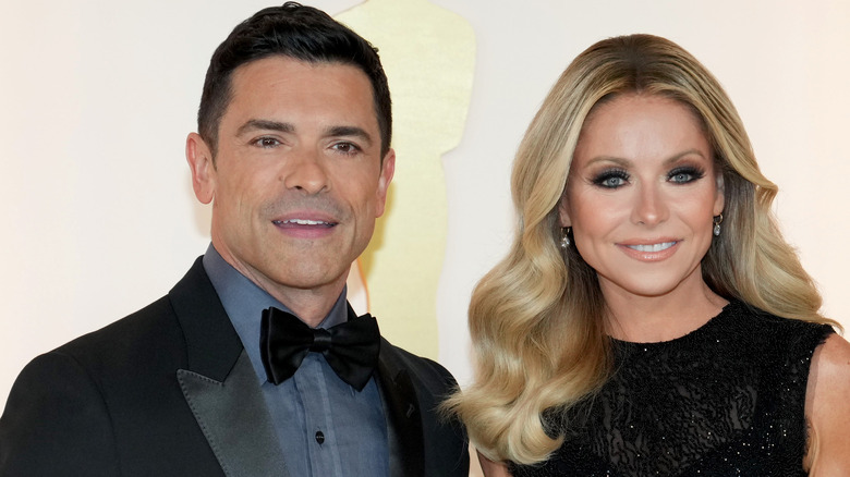 Mark Consuelos posing with Kelly Ripa