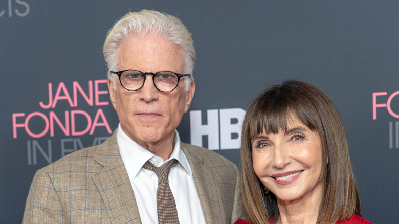 Ted Danson posing with Mary Steenburgen