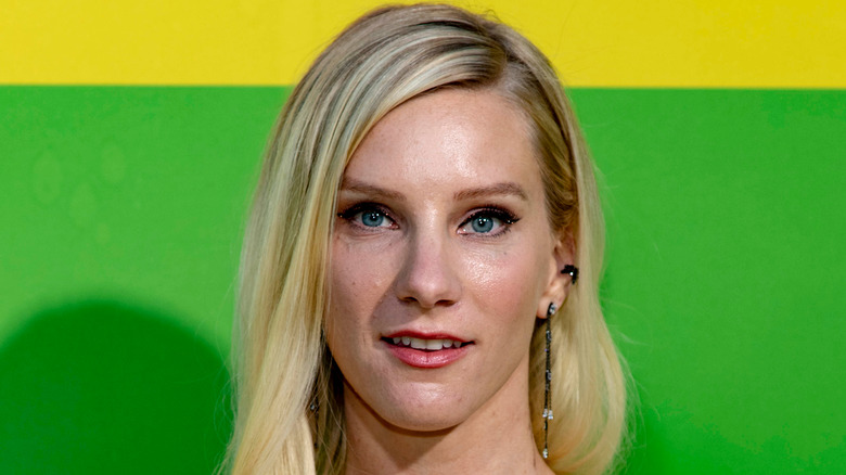 Heather Morris with straight hair
