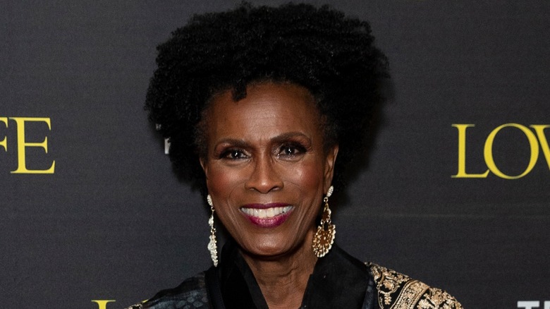 Janet Hubert smiling