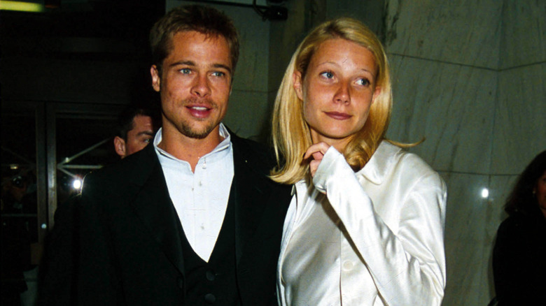 Brad Pitt, Gwyneth Paltrow posing