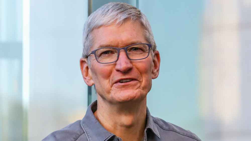 Tim Cook grey shirt