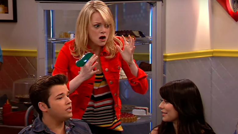 Emma Stone in iCarly