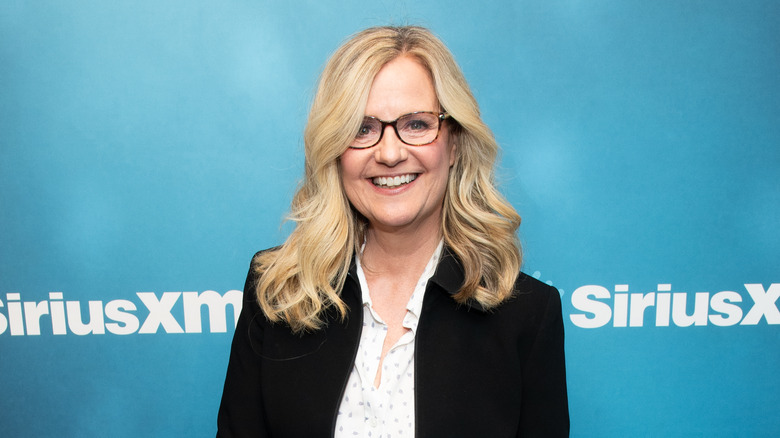 Bonnie Hunt smiling