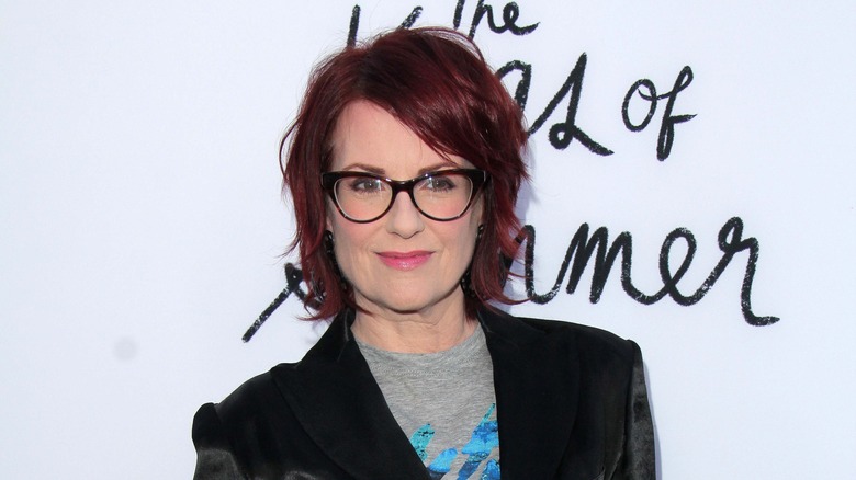 Megan Mullally posing