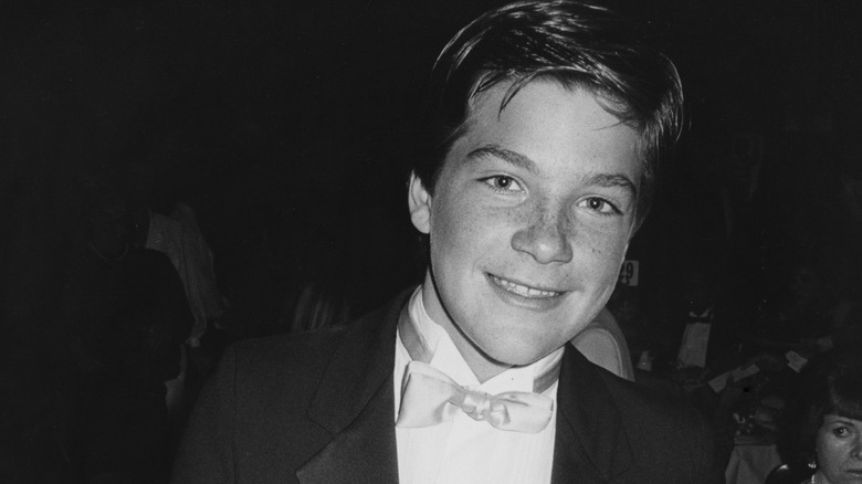 Young Jason Bateman smiling