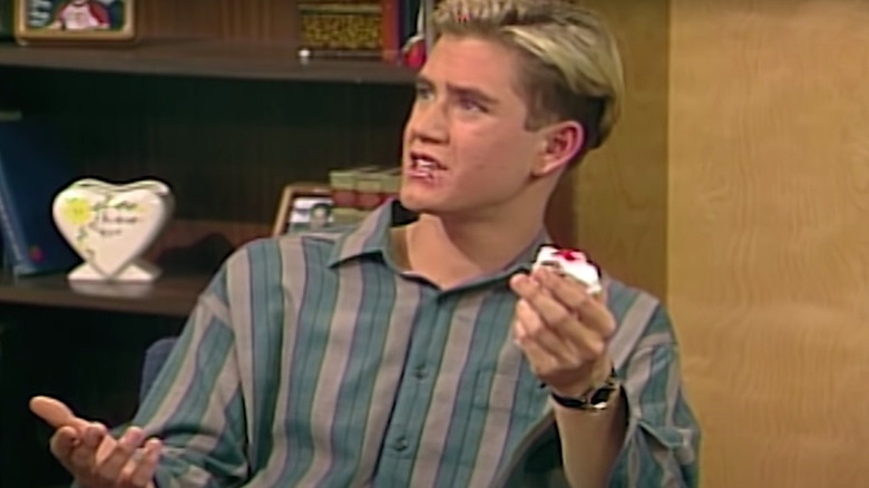 Young Mark-Paul Gosselaar speaking