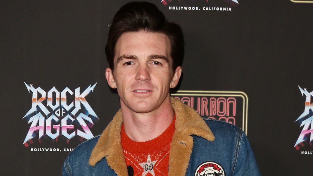 Drake Bell smiling 