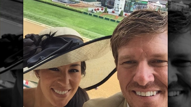 Chip Joanna Gaines smiling selfie