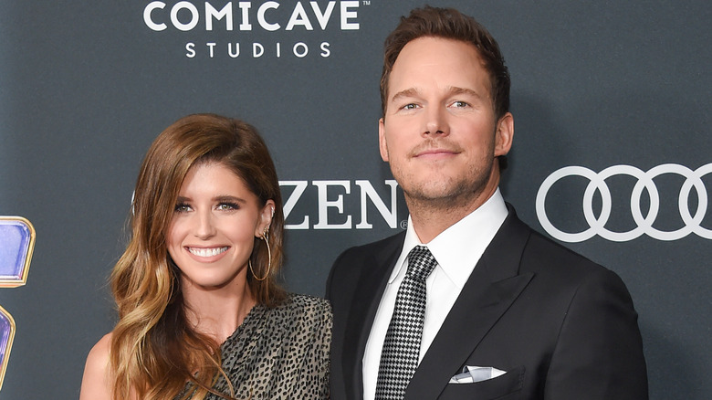 Katherine Schwarzenegger and Chris Pratt posing