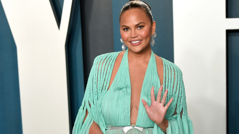 Chrissy Teigen attends the 2020 Vanity Fair Oscar Party hosted by Radhika Jones