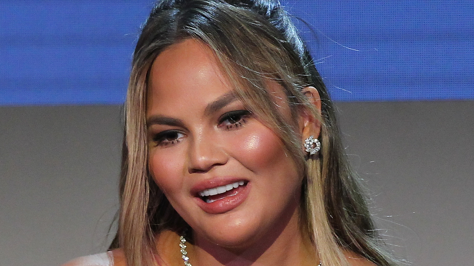 Chrissy Teigen Reveals Details About Her Cringeworthy Encounter With ...